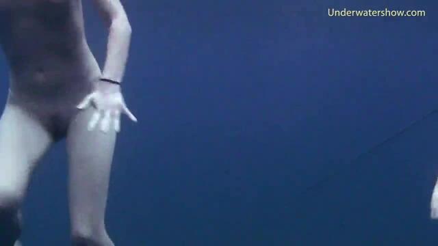 Teen nudists find a huge swim